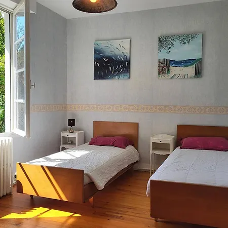 Maison Confort, 3 Chambres, A 2 Pas, Jardin Prive Sans Vis-a-vis, Equipements Modernes. - Fr-1-788-12