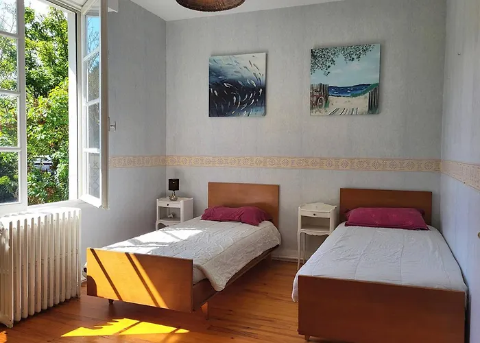 Maison Confort, 3 Chambres, A 2 Pas, Jardin Prive Sans Vis-a-vis, Equipements Modernes. - Fr-1-788-12